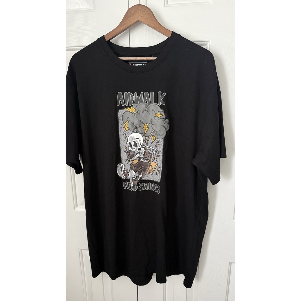 Men's Airwalk Short Sleeve Graphic Tee Black XXL 60% Cotton 40% Polyester NWT